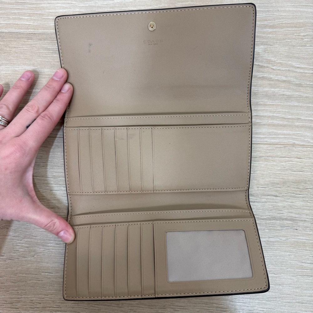 Coach Signature Canvas Slim Trifold Wallet - Picture 7 of 8
